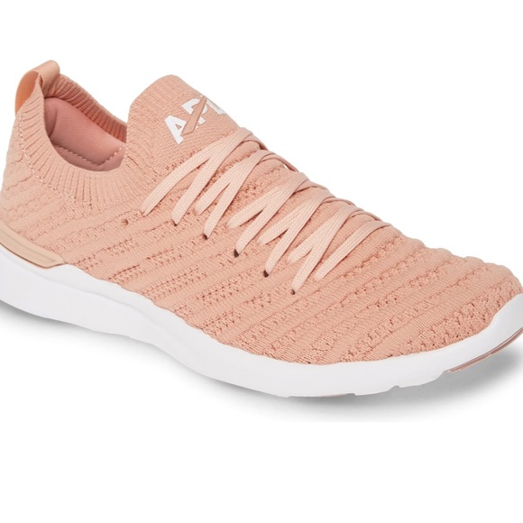 APL Shoes - APL TechLoom Wave